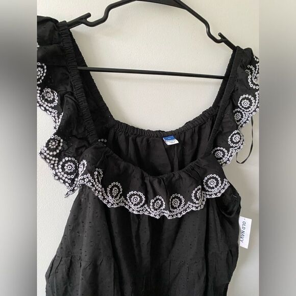NWT old navy tank top - Picture 3 of 4